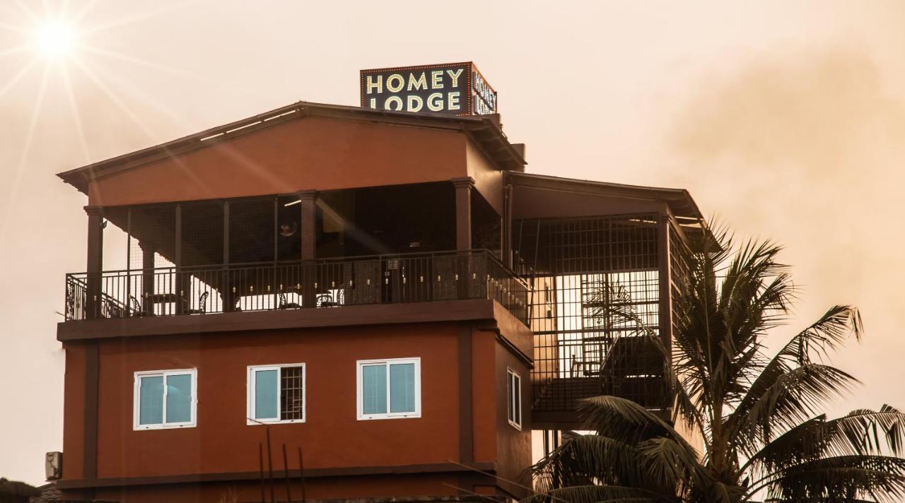 Homey Lodge Kumasi Esterno foto